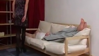 Enteado E Mãe Se Entregam A Um Encontro Anal Tabu