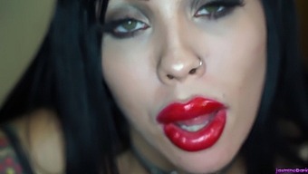 High-Definition Video Of Street Pick-Up With Big Tits And Big Dick Without Condom